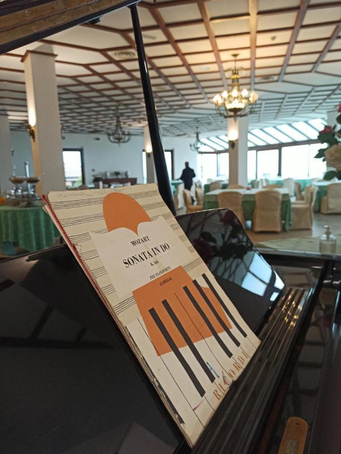 Hotel Primavera Dell'Etna Zafferana Etnea Ngoại thất bức ảnh